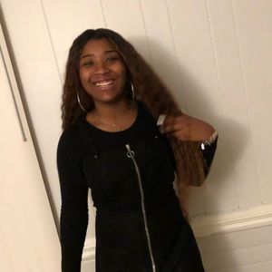 Meet your Posher, Amari